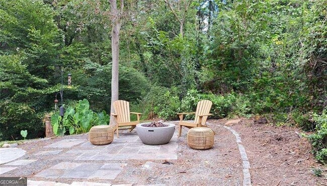 Building Photo - 1176 Converse Dr NE