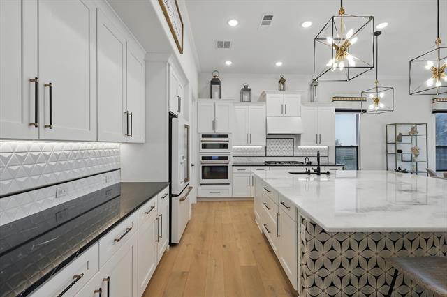 Building Photo - 12424 Blue Granite Dr