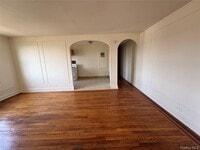 Building Photo - 30 Locust Hill Ave