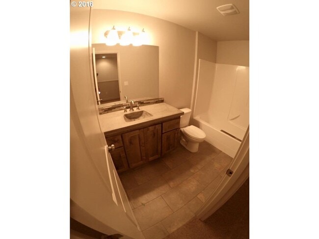 Building Photo - 179 N 44th Pl
