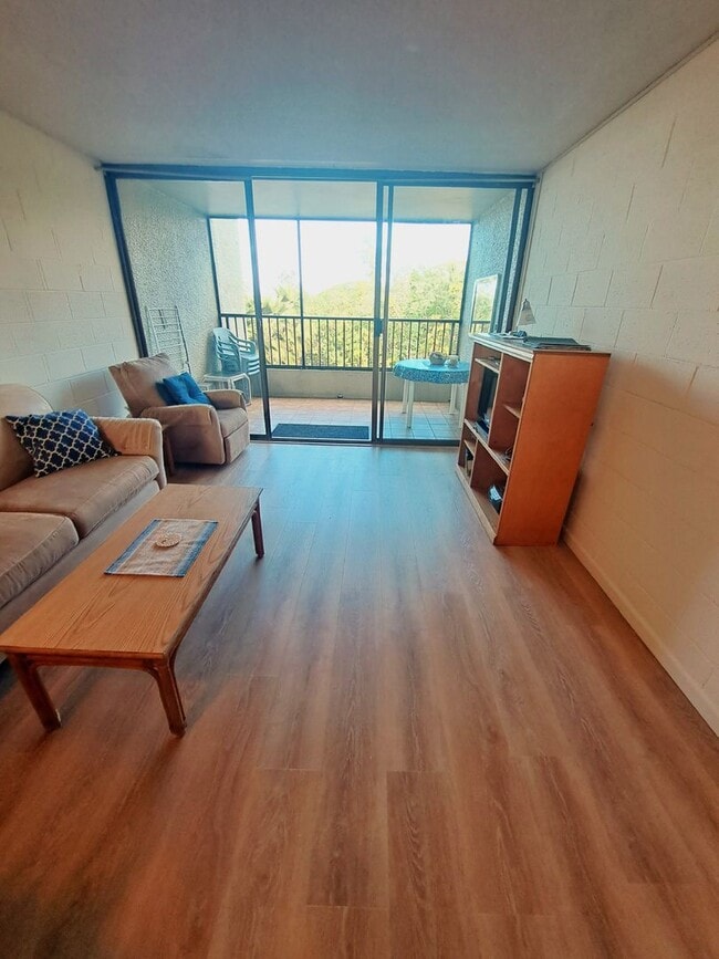 Building Photo - Mauna Loa Shores Condo
