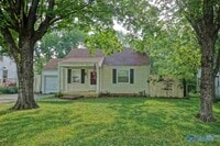 Building Photo - 2035 Vanderbilt Dr SW