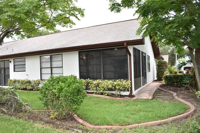 Building Photo - 1702 Aura Ct