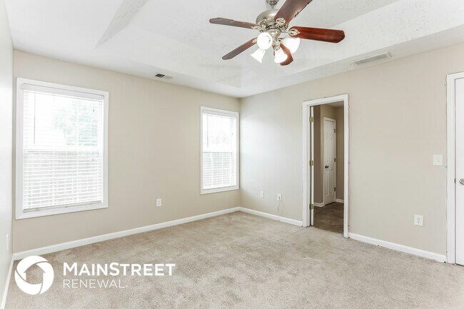 Building Photo - 15 Arthurs Ln