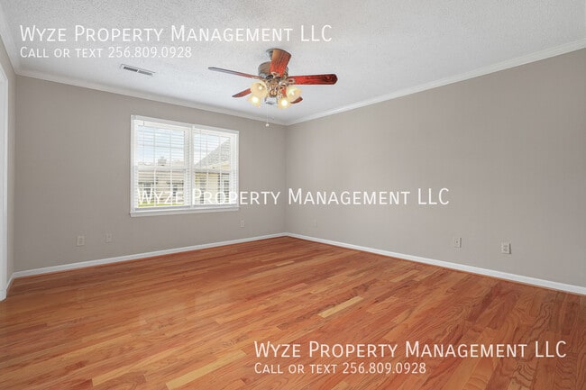Building Photo - 2202 Manchester Cir SW