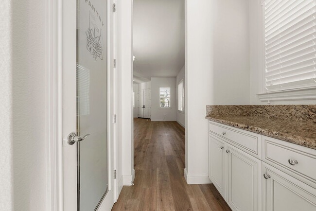 Building Photo - 7585 Mindy Mae Ln