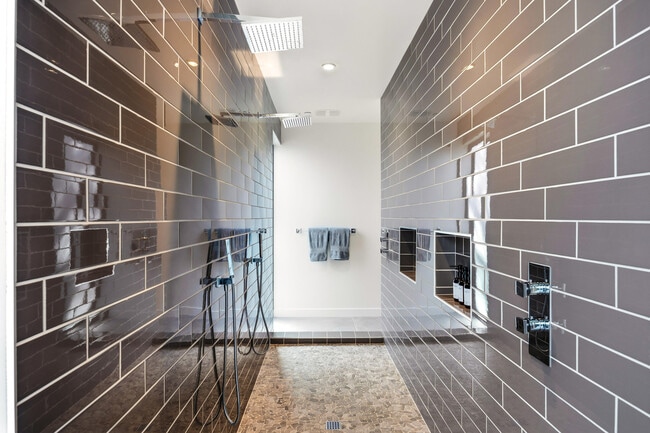 Building Photo - 57880 Salida del Sol