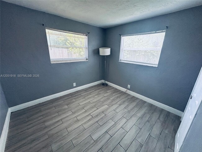 Building Photo - 3070 NW 12th Ct