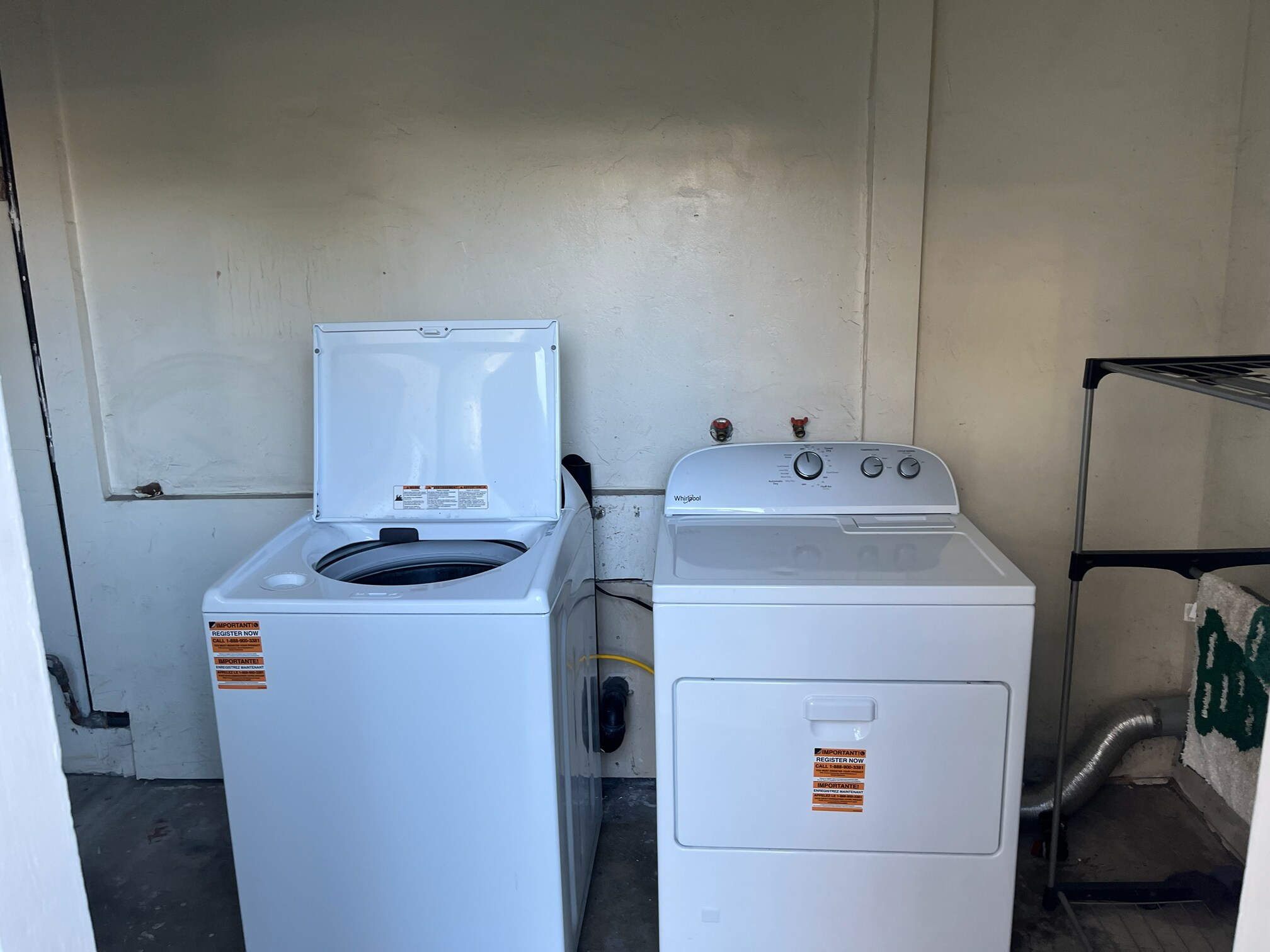 Building Photo - 3563 College Ave