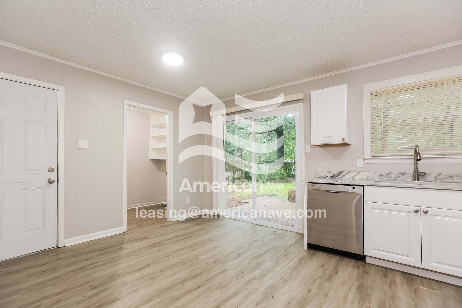 Building Photo - 9601 Comstock Rd