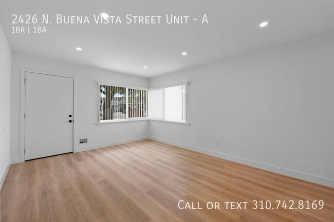 Building Photo - 2426 N Buena Vista St