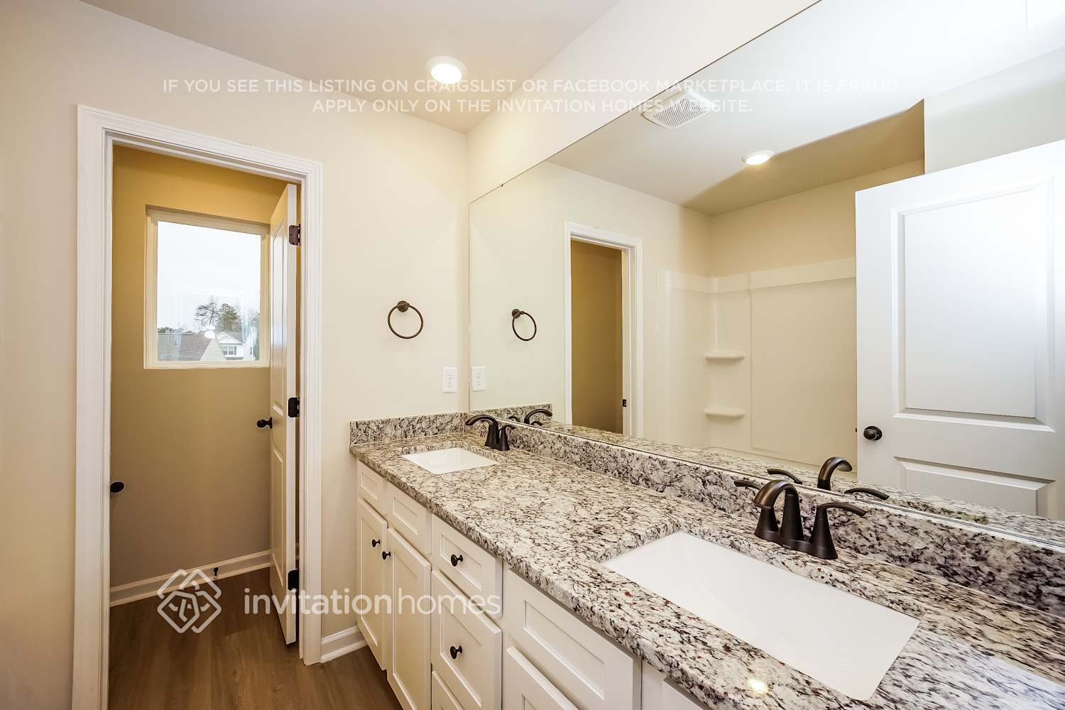 Building Photo - 3465 Bear Den Dr