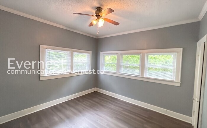 Building Photo - 3617 Monte Vista Dr