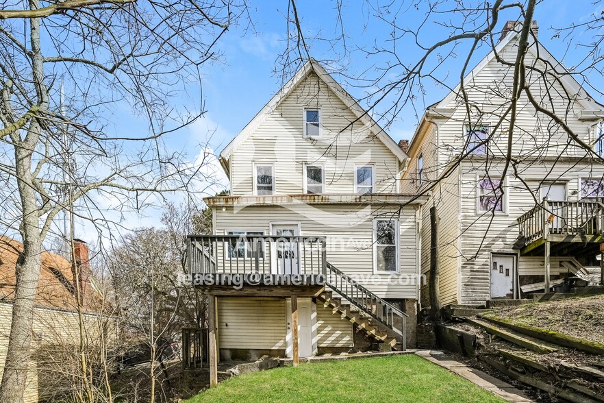 Building Photo - 2719 Sacramento Ave