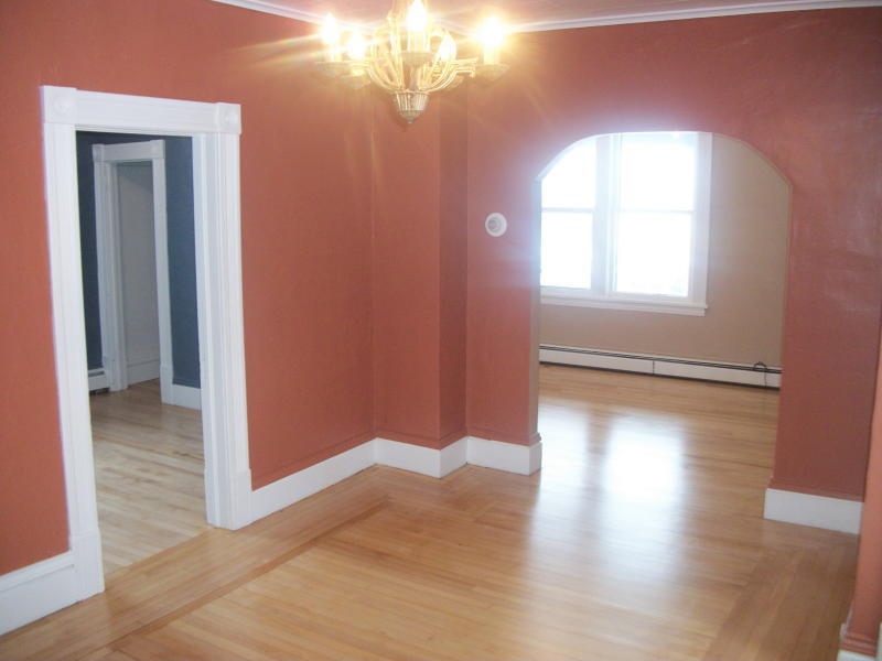 Building Photo - 221 Seymour Ave