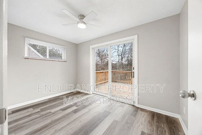 Building Photo - 4765 Hardwick Dr