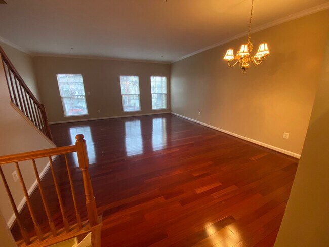 Building Photo - 1638 Benoli Ct