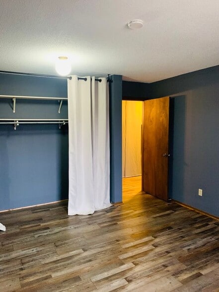 Building Photo - 932 Westbrooke Way