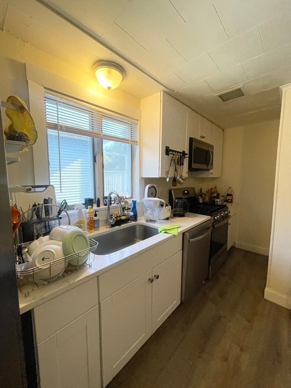 Building Photo - 44 Chetwynd Rd