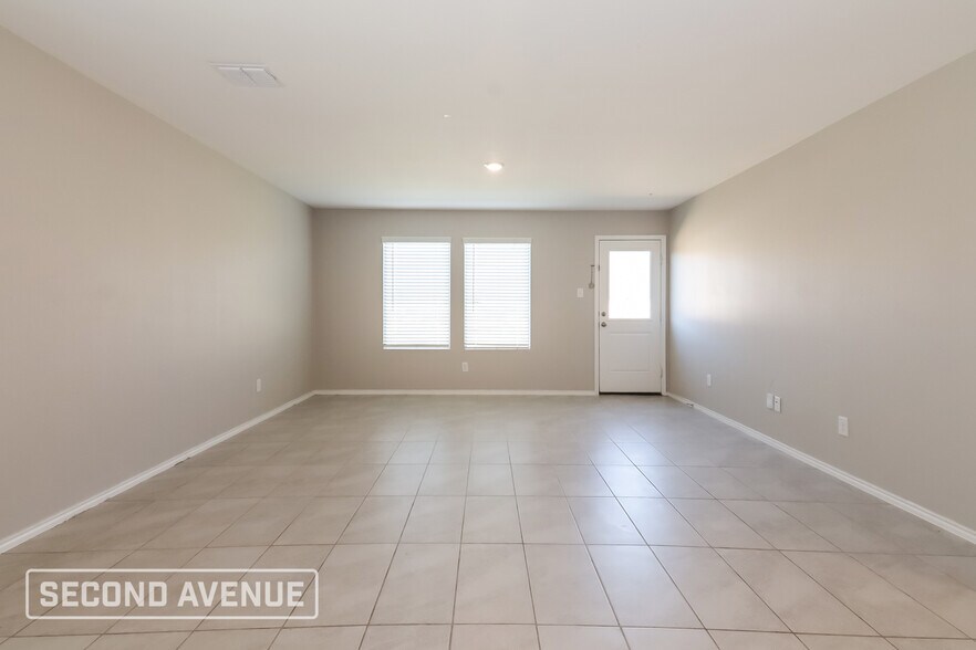 Building Photo - 6088 Determine Ln