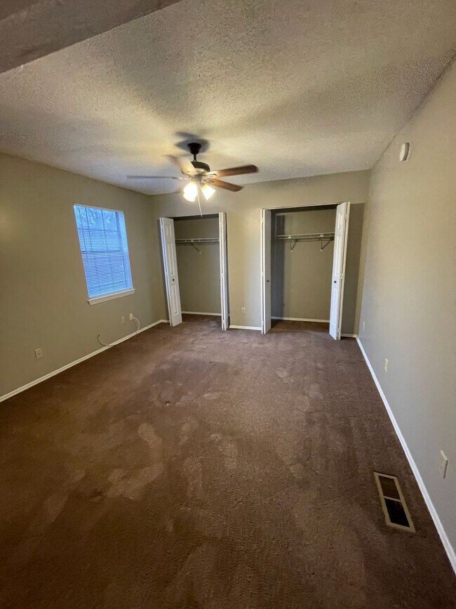 Building Photo - 3407 Maple Creek Ln