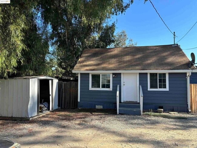 Primary Photo - 15089 Byron Hwy