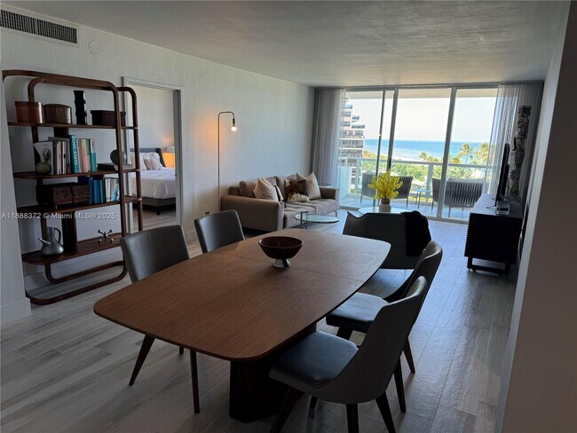 Building Photo - 5151 Collins Ave