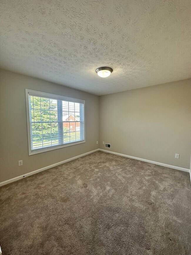 Building Photo - 4512 Dogwood Forest Pl