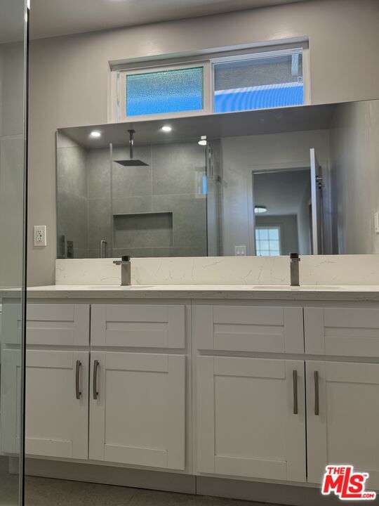 Building Photo - 7746 Jason Ave