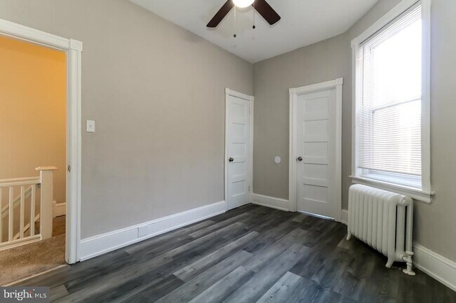 Building Photo - 2025 S 57th St
