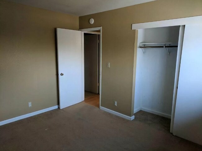 Building Photo - 43187 Gallegos Ave