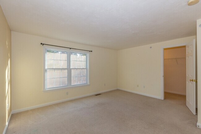 Building Photo - 100 Nutting Rd