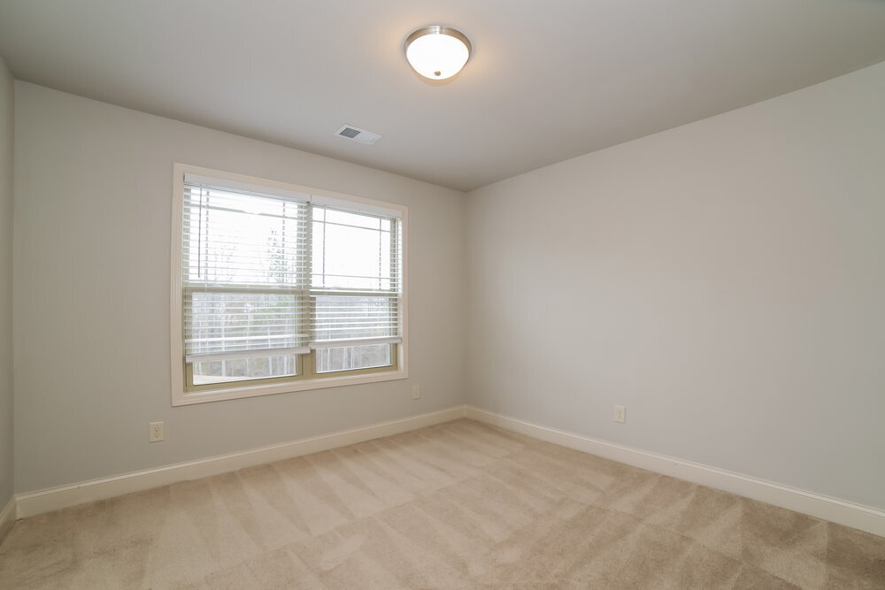 Building Photo - 89 Greatwood Ln