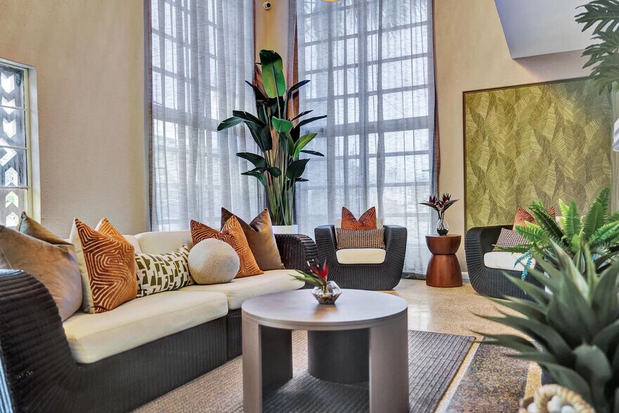 Building Photo - 101 Lucerne Ave