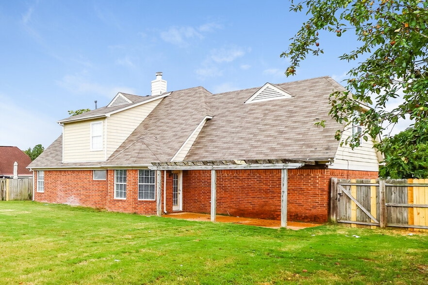 Building Photo - 11195 Cashmere Wood Dr