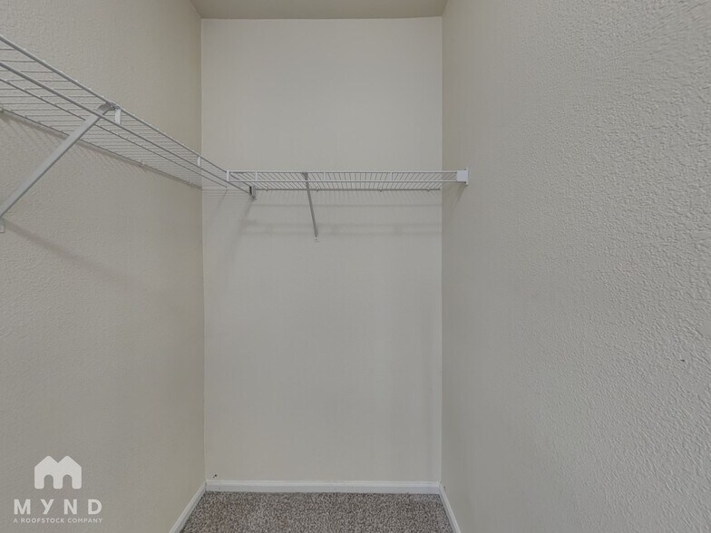 Building Photo - 3854 S Dayton Way