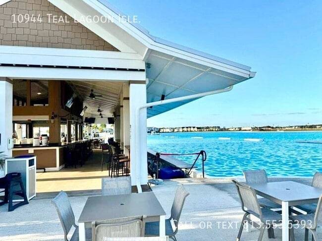 Building Photo - 10944 Teal Lagoon Isle