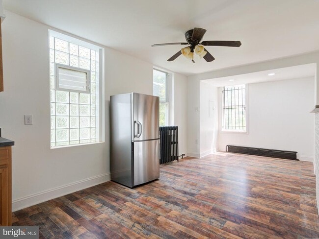 Primary Photo - 262 W Apsley St