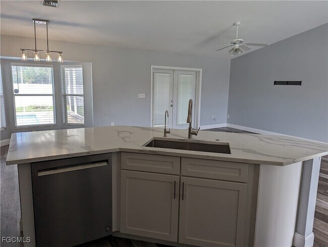 Building Photo - 2311 SW 16th Terrace