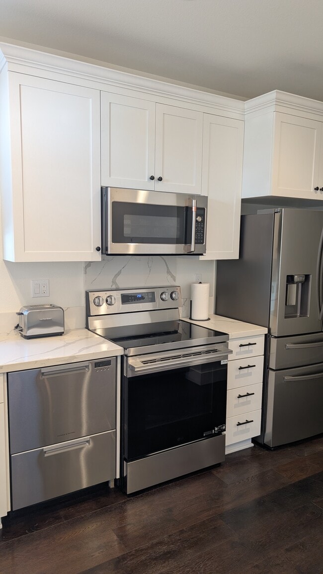 Building Photo - 1604 Winding Creek Way