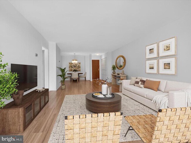 Building Photo - 1800 Old Meadow Rd