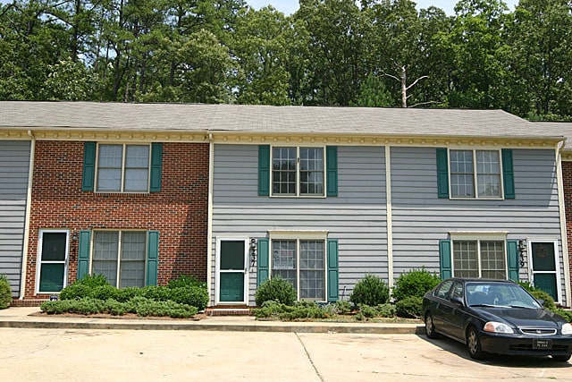 Building Photo - Cozy 2BR, 1.5BA Townhome in Durham