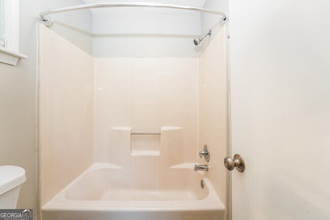 Building Photo - 2678 Porter Dr