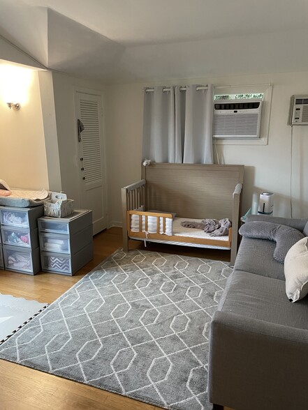 2nd Bedroom - 10338 La Grange Ave