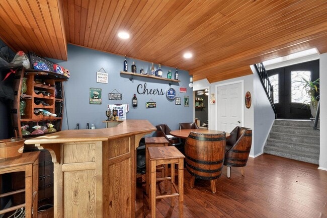 Building Photo - 14 Halo Ave