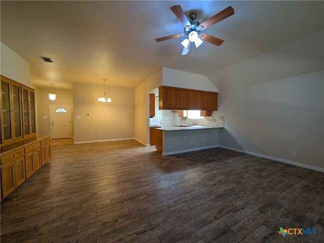 Building Photo - 1662 Lantana Cir