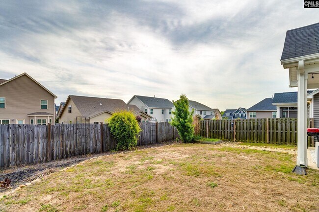 Building Photo - 1453 Ardennes Dr