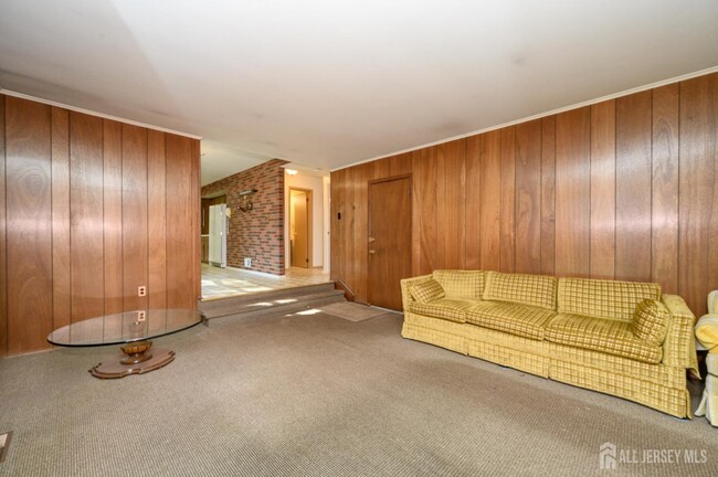 Building Photo - 3996 Park Ave