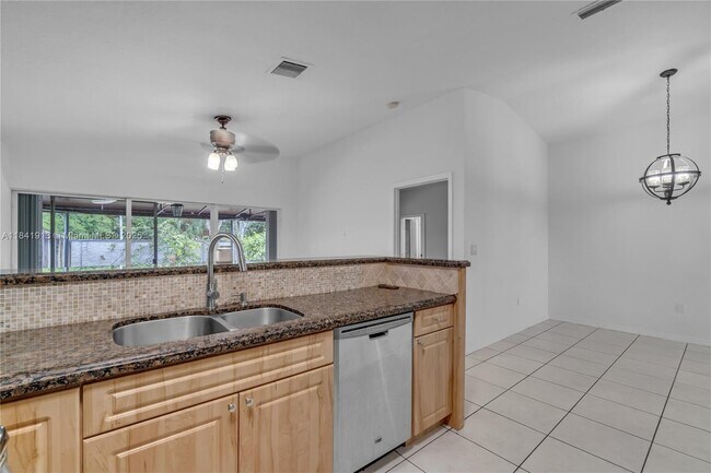 Building Photo - 14548 SW 143rd Terrace