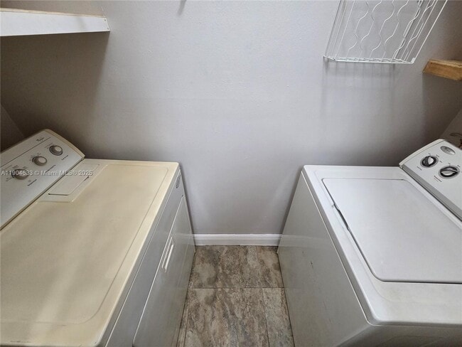 Building Photo - 10785 SW 108th Ave